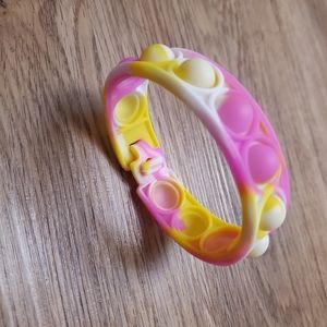 🦋 3 for $8 | Pop It Bracelet